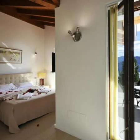 别墅 Sleeps 9 Pool Air Con 皮尔斯亚