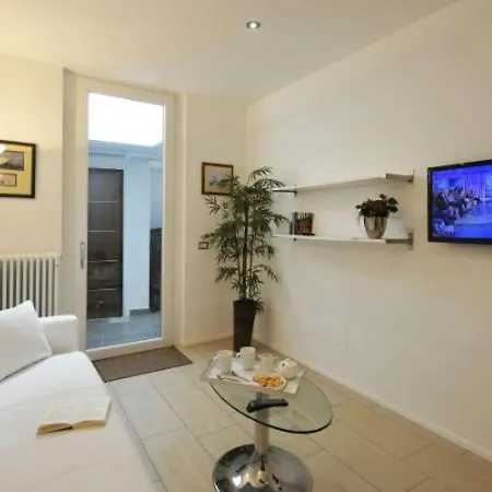 Sleeps 9 Pool Air Con 皮尔斯亚