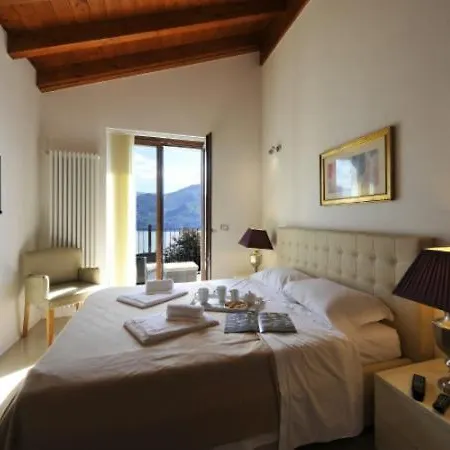 Villa Sleeps 9 Pool Air Con Plesio